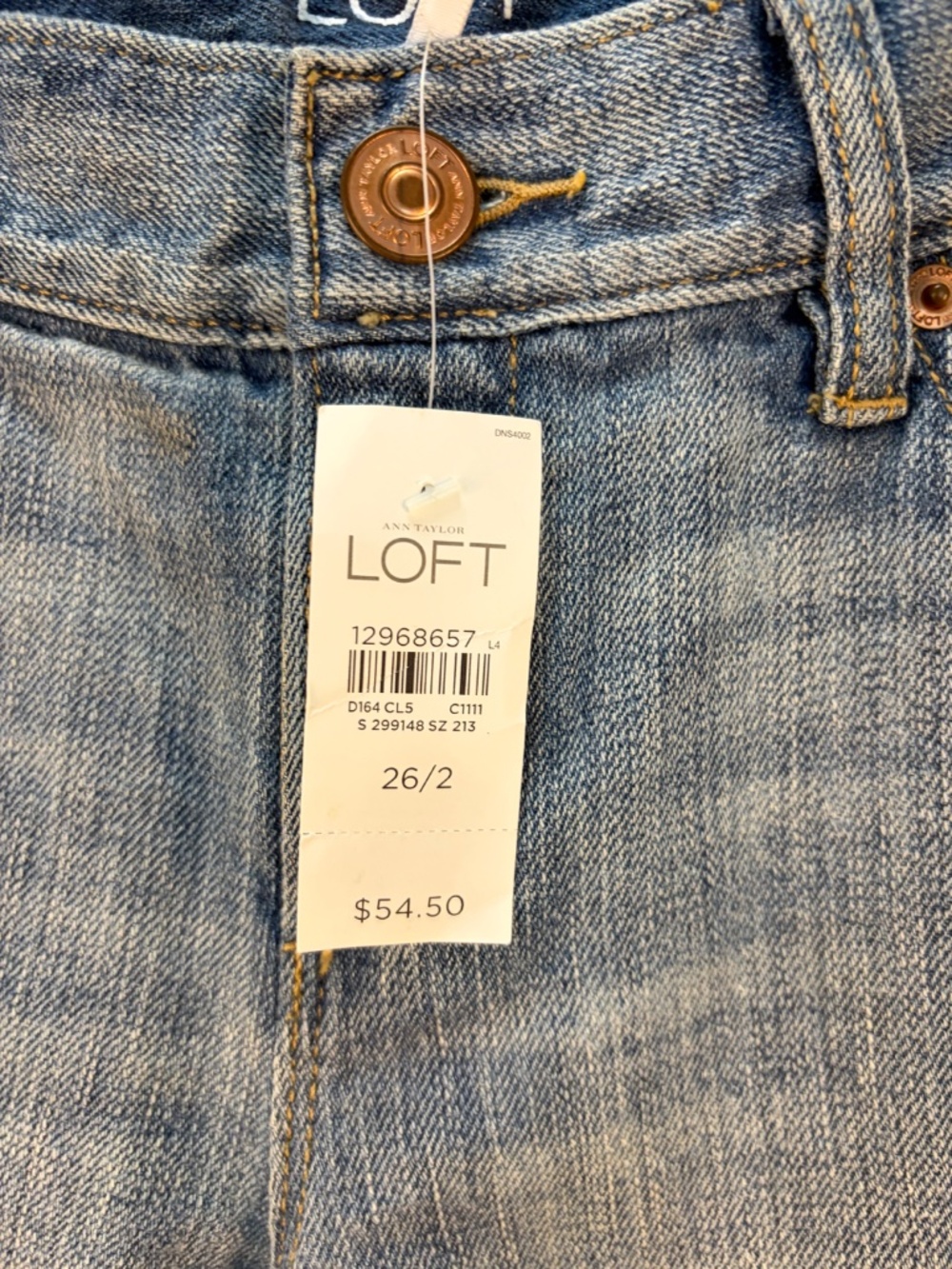 LOFT Distressed Denim Jean Shorts, color Blue size 26/2 (NWT) - Picture 7 of 10